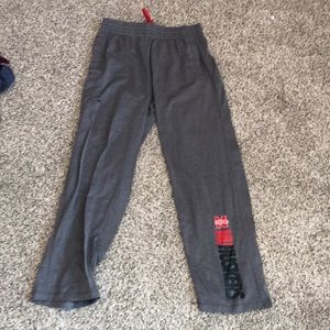 Grey men’s athletic sweatpants